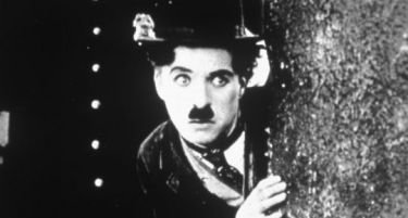 Бастунот на Чарли Чаплин се продаде за 420.000 долари