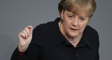Билд ја обвини партијата на Меркел за „цензура“