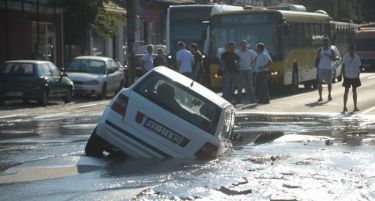 Белградска улица „проголта“ автомобил