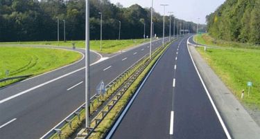 Јанакиески: На лето почнува да се обновува и автопатот Велес – Скопје