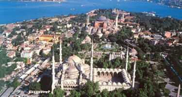 Светската банка со план во Истанбул да отвори Центар за исламски финансиски истражувања