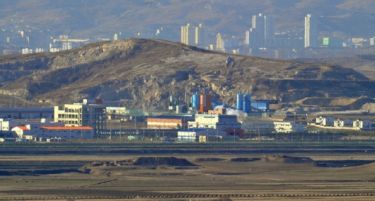 Индустриската зона Кесонг повторно ги отвори портите за работниците