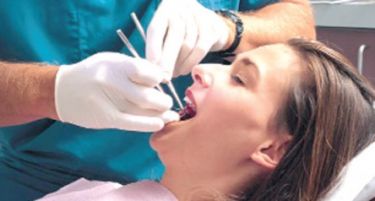 Одземени лиценци и отказ за тројца стоматолози