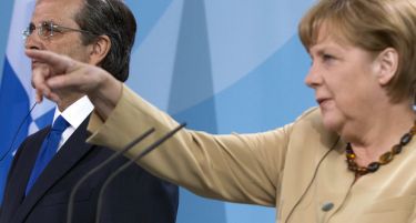 Меркел го одби Самрас за нова помош