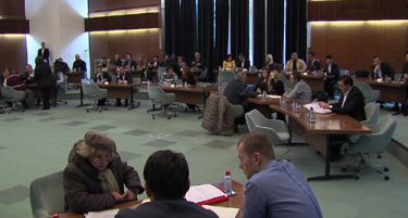 Ергените и старите моми да плаќаат данок на државата – граѓаните со свои идеи очи во очи со министрите