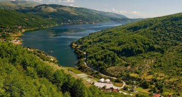 Албанската „Алијанса против девијација на реките“ е против проектот „Луково Поле“