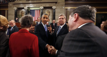 Обама го скокна Конгресот – ја зголеми минималната плата за стотици илјади Американци