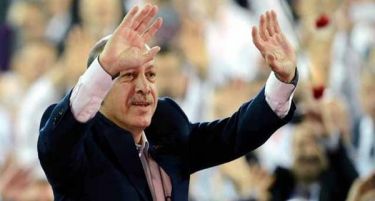 Ердоган ги покани Анѓушев, Бектеши и Реџепи на пуштањето на азербејџански гас, кој ќе го добива и Македонија