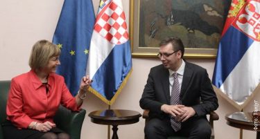 Србија и Хрватска продолжуваат да се тужат, ама нема да се блокираат