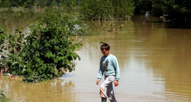 (ФОТО) Сонце и тага = Сремска Митровица и Црнa Барa