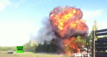 (ВИДЕО) Украински хеликоптер отворил оган на сопствени војници