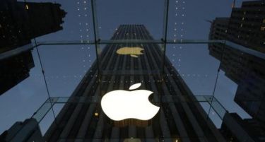 Продажбата на Apple скокна за 27%