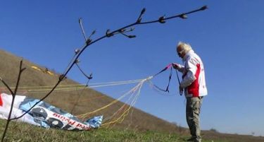 Параглајдеристите лути, ќе замре спортот на Галичица!