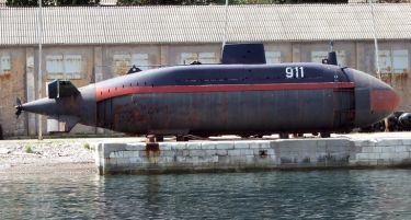 ПОДАРОК: Црна Гора на Србија и отстапи – подморница?!