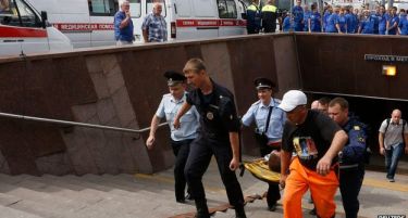 (ВИДЕО) Бројот на жртвите во московското метро се искачи на 20, причините за несреќата уште се бараат
