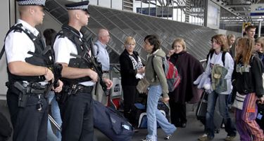 СТРАВ ОД НАПАДИ: Се зајакнува безбедноста на аеродромите со директни летови до САД
