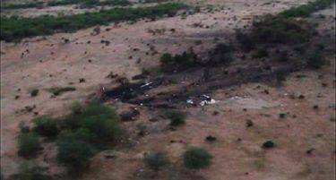 (ФОТО) Франција потврди: Авионот се распаднал во Мали