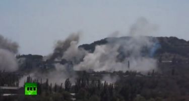 (ВИДЕО) Масакар во Украина: десетина мртви во напад на Горловка