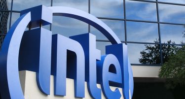 Интел објавува рекорден приход во третиот квартал од 14,6 милијарди долари