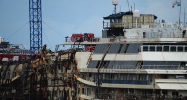 (ВИДЕО) Почна извлекувањето на Коста Конкордија