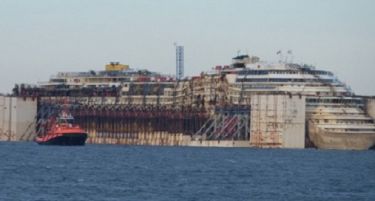 Коста Конкордија стигна во Џенова