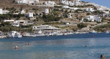 Грчкиот остров Миконос се соочува со недостаток на вода!