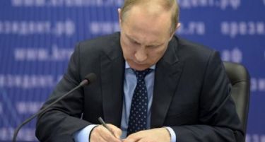 Белата куќа заклучи дека Путин е виновен за соборувањето на авионот „MH17“