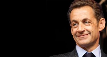 Саркози обвинет и дека зел 50 милиони евра од Гадафи?
