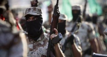 Хамас застрела 18 палестинци