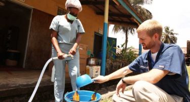 (ВИДЕО) САД во паника од ебола – двајца Американци се заразиле со опасната болест!