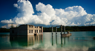 (ВИДЕО) Некогаш мачилиште, денеска прекрасна плажа