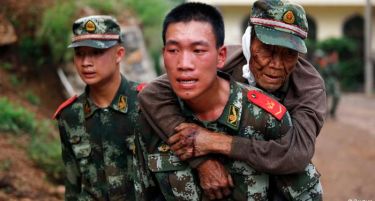 Стотици загинати во земјотрес во Кина