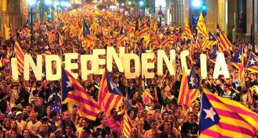 Каталонскиот референдум ќе мора да чека одлука од Уставниот суд – може да трае со години!