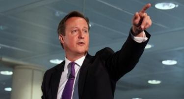 Велика Британија се мисли дали да им се приклучи на САД во воздушните напади против џихадистите