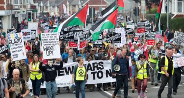 (ФОТО) Протести против НАТО самитот во Велс