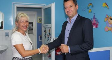 ДОНАЦИЈА ОД ОКТА: 20 компјутери за Клиниката за детски болести