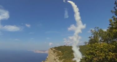 (ВИДЕО) Погледнете го дејството на најновиот руски ракетен систем „Бастион“