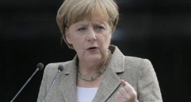 Меркел: Санкциите кон Русија можат да ја погодат германската економија
