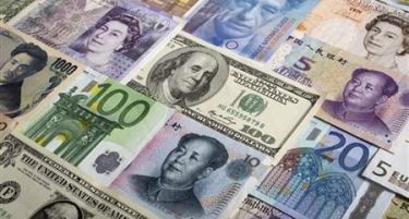 Дали Кина се обидува да го истисне доларот?