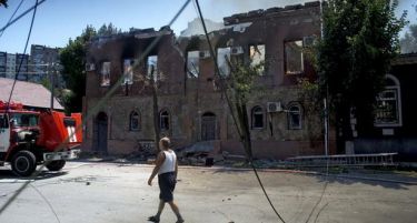 Борби за аеродромот во Луганск