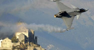 НОВА СТРАТЕГИЈА: САД почнаа воздушни напади врз Исламската држава!