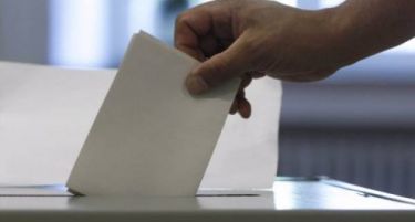 ИЗБОРИ ВО БИХ: Набљудувачи се степаа на гласачко место