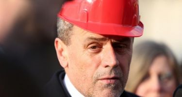 Граѓаните треба да го пријават Бандиќ ако зборува со сведоците во случајот против него