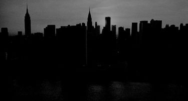 Нова теорија: На планетата и се закануваат 3 дена целосен мрак од 21 до 23 декември!