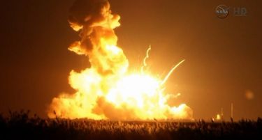 (ВИДЕО) НАСА: Екслодираната ракета носеше храна за астронаутите!