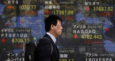 Азиските берзи силно пораснаа, еврото под притисок