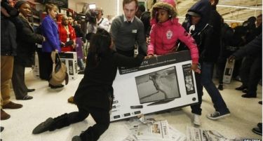 (ВИДЕО) „ЦРН ПЕТОК“ ВО САД: Тепачка за долна облека од „Викторија’с сикрет“