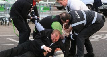 (ВИДЕО) ПОЧНА „ЦРН ПЕТОК“: Полицијата повикана да помага во супермаркетите