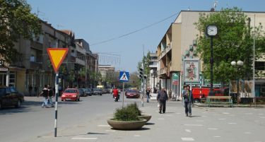 Жена од Кавадарци заразена со коронавирусот почина на пат кон скопска клиника