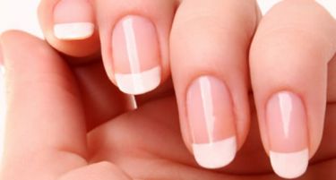 Само за дами: Неколку совети за поубави нокти!